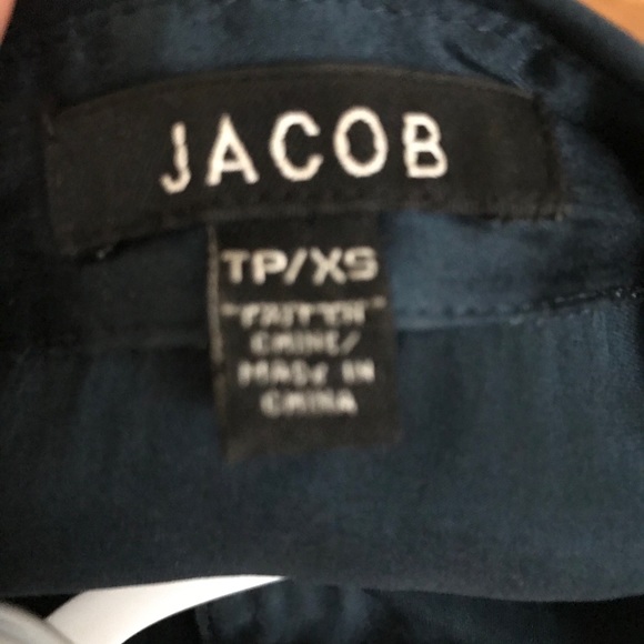 Chic silk blouse - Picture 3 of 5